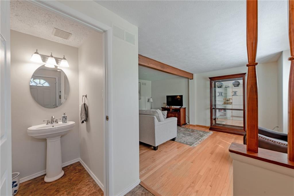 2309 Firethorn Road Bridgeville, PA 15017 - Photo 3 of 22 Gallery Image 3