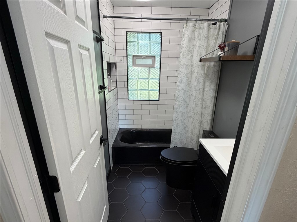 1060 Pixley Road Gates, NY 14624 - Photo 11 of 23
