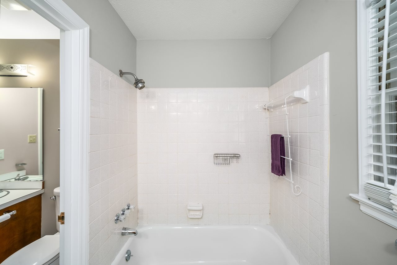 709 Merwin Road Raleigh, NC 27606 - Photo 20 of 30 Photo 20