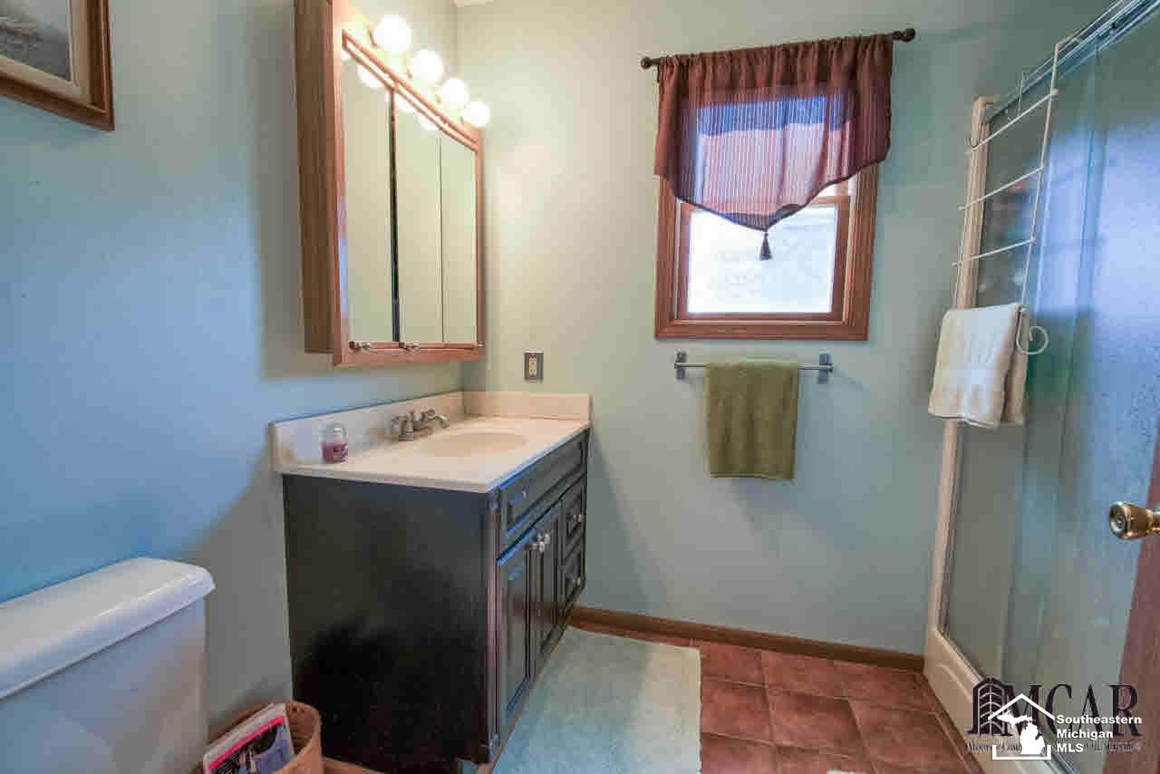 3286 Jackman Road Petersburg, MI 49270 - Photo 27 of 29 21419933-26.JPG