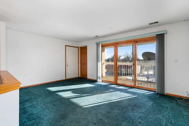 $189,900 | 5242 West 79th Street, Unit 3D, Burbank, IL 60459