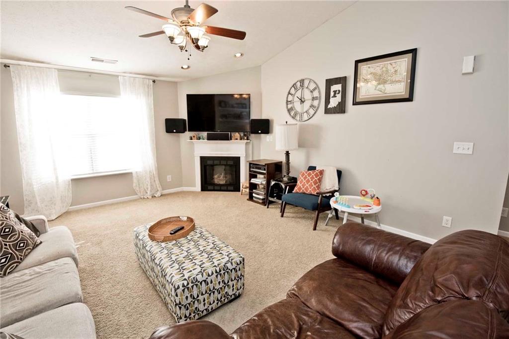 12859 Touchdown Drive Fishers, IN 46037 - Photo 6 of 31 Gallery Image 6