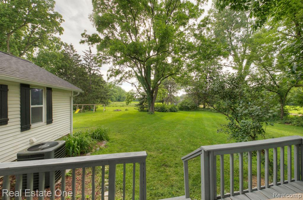 6017 Byron Road Howell, MI 48855 - Photo 36 of 94