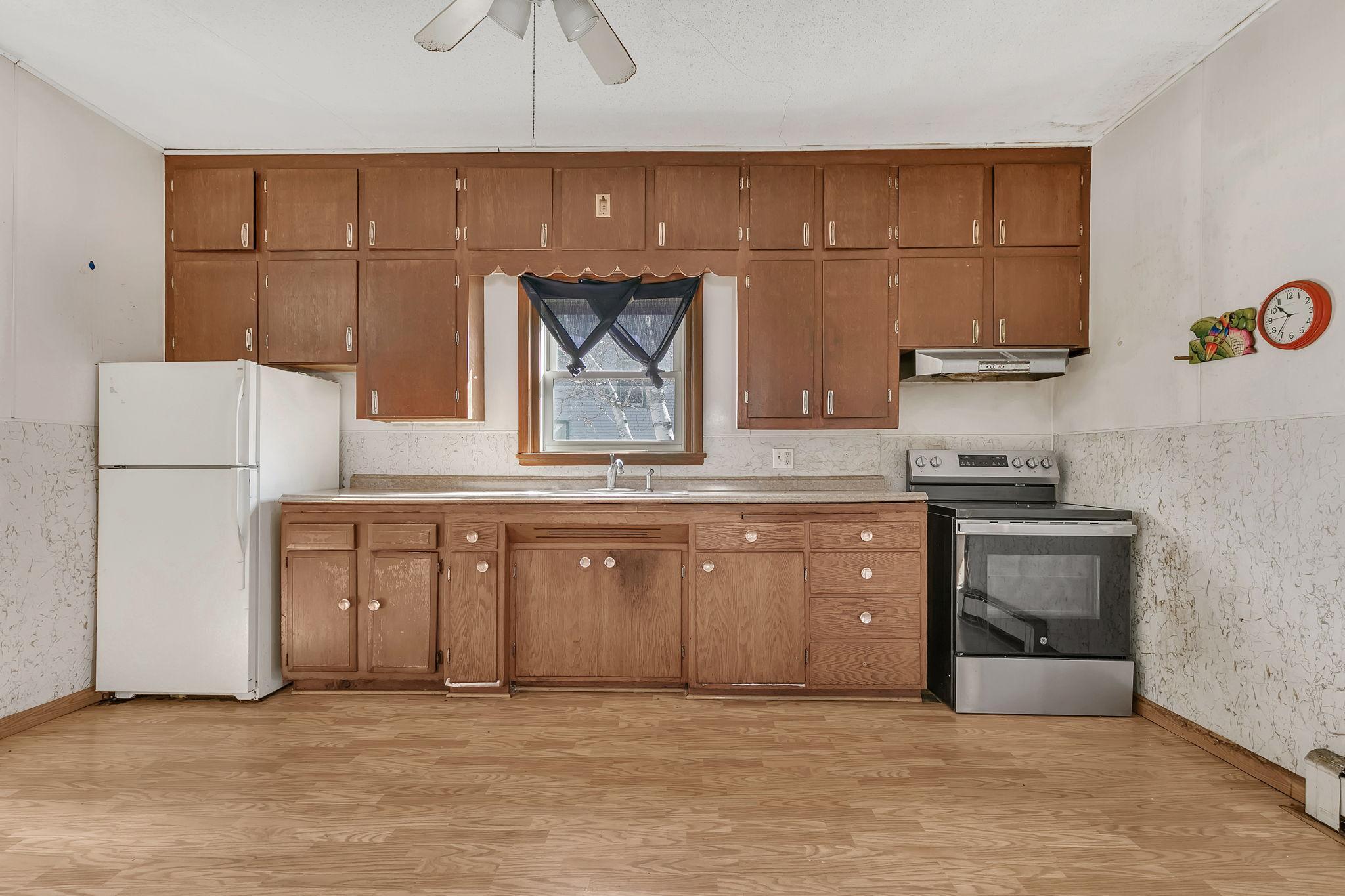 110 First Street Southwest Melrose, MN 56352 - Photo 6 of 15