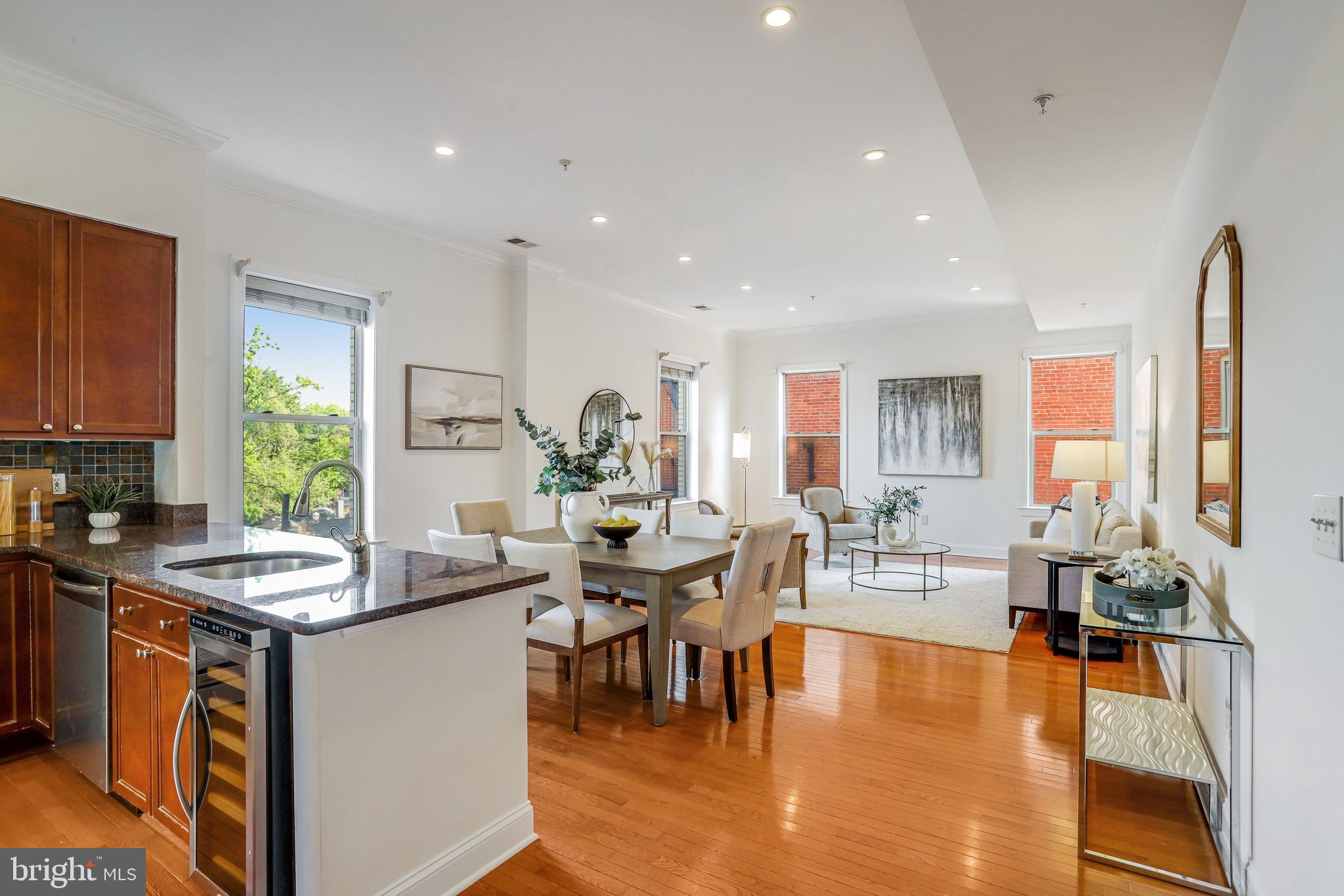 1229 12th Street Northwest, Unit 210 Washington, DC 20005 - Photo 4 of 12 Living area