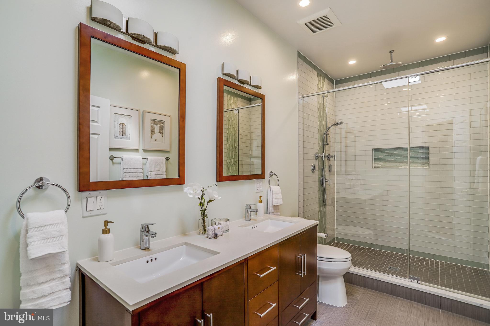1229 12th Street Northwest, Unit 210 Washington, DC 20005 - Photo 10 of 12 Primary bath