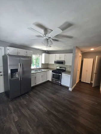 $3,000 | 504 Quincy Street, Unit 1, Fall River, MA 02720