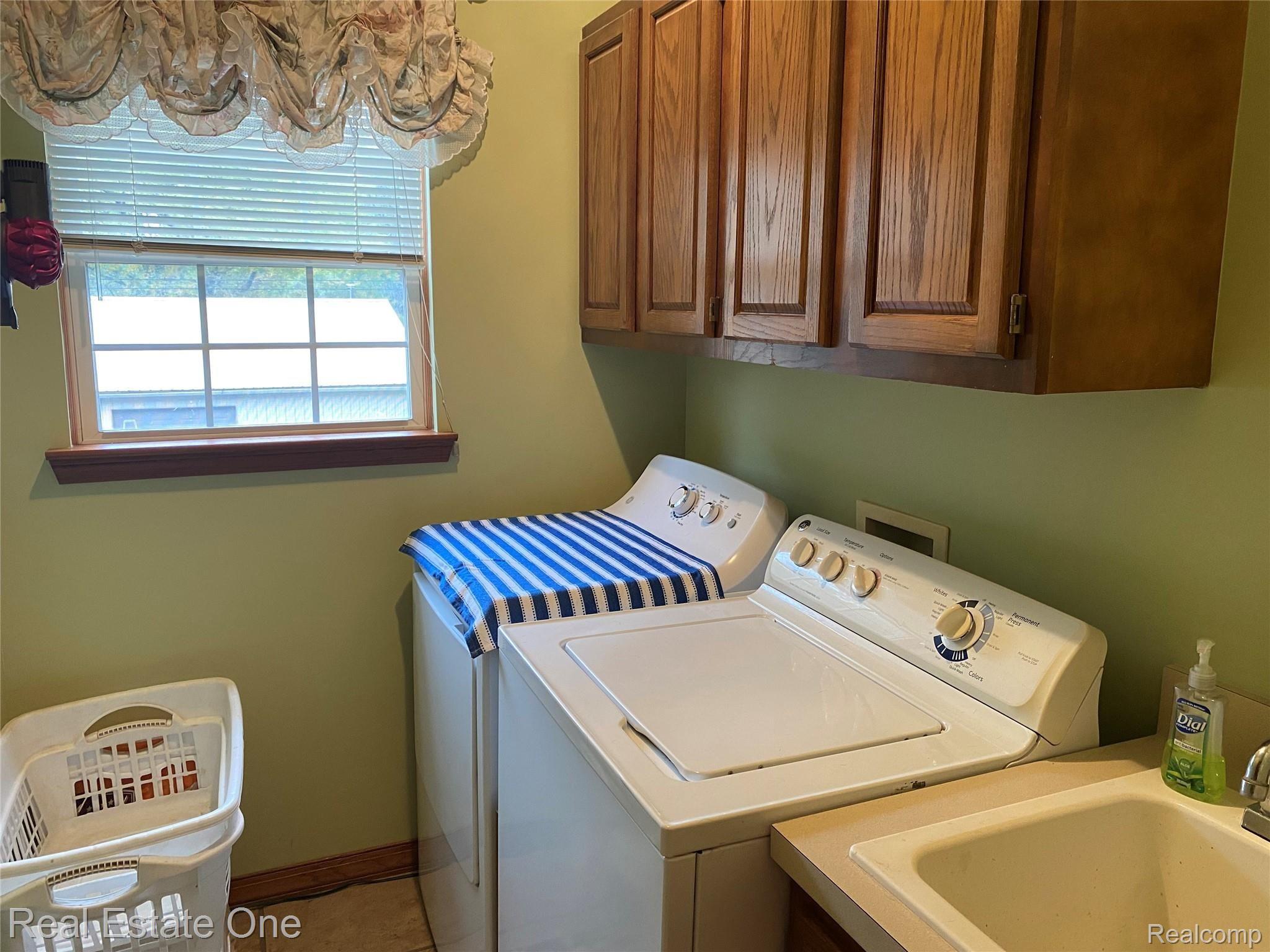13587 Clyde Road Holly, MI 48442 - Photo 33 of 41 IMG-1495.jpg