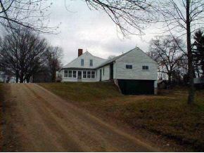 55 Ring Road Pittsfield, NH 03263 - Photo 2 of 8