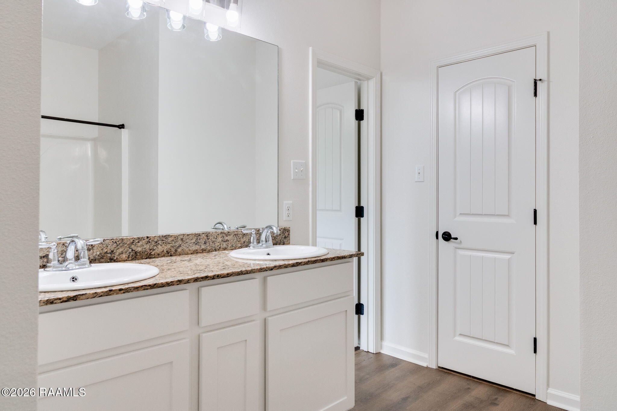 104 Cascade Road Rayne, LA 70578 - Photo 5 of 23 Primary Bath