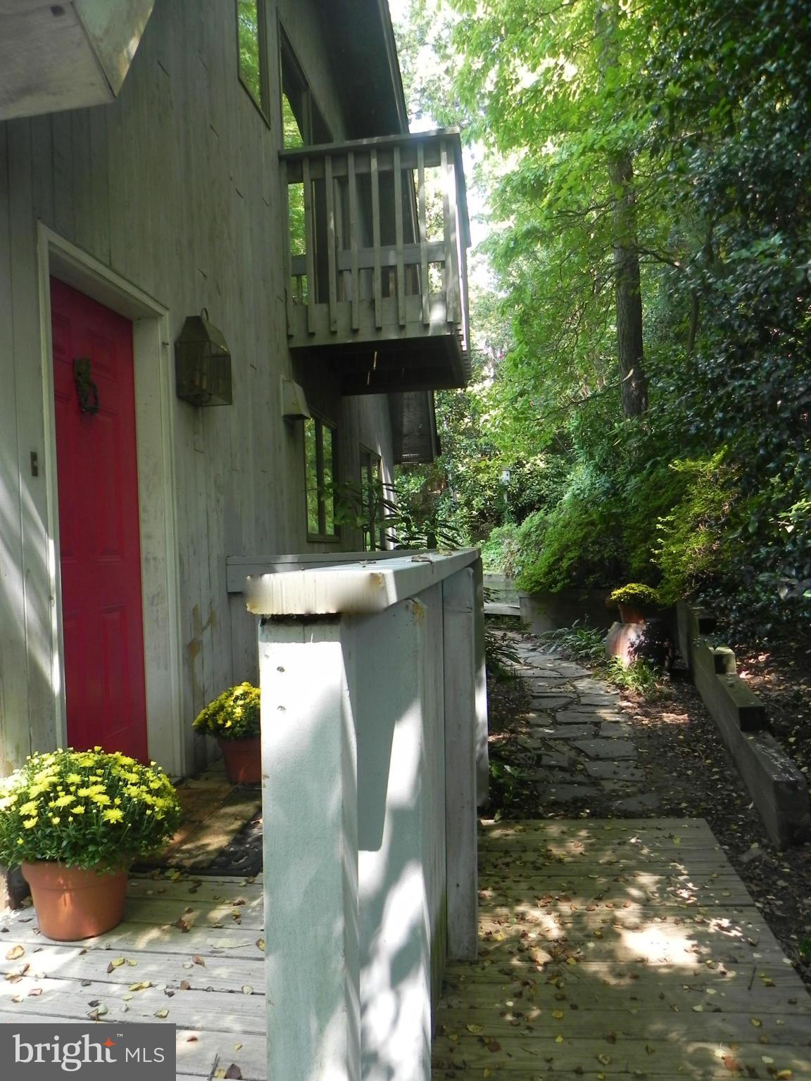 4 Elmwood Road Baltimore, MD 21210 - Photo 3 of 29 Exterior (Front)