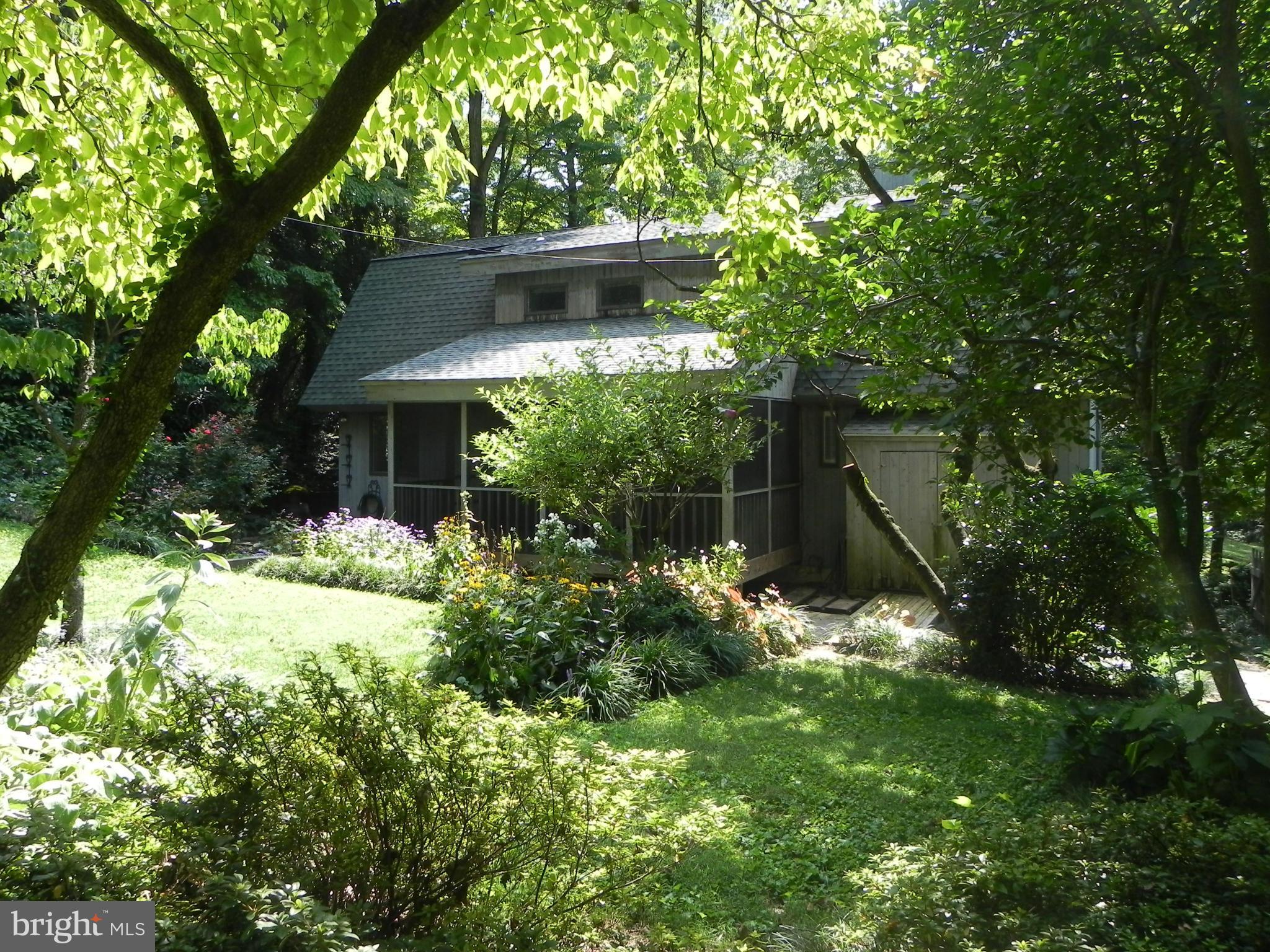 4 Elmwood Road Baltimore, MD 21210 - Photo 23 of 29 Exterior (Rear)