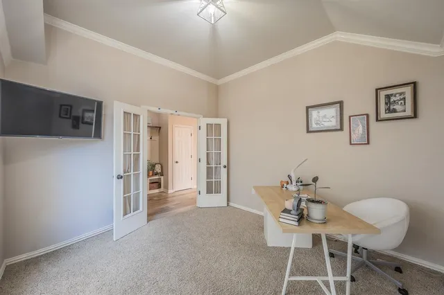 a view of a livingroom with furniture and furniture
