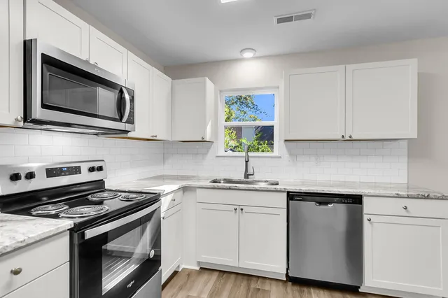 $350,000 | 3100 Aspen Woods Lane, North Charleston, SC 29420