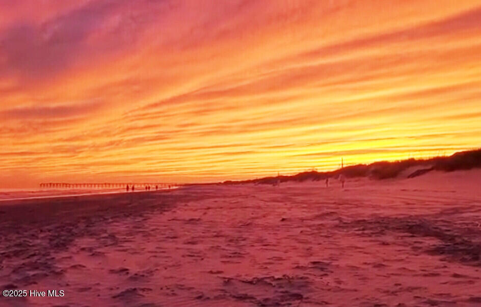 425 Dolphin Street Sunset Beach, NC 28468 - Photo 14 of 16 14) 54302-67e4731decbc0