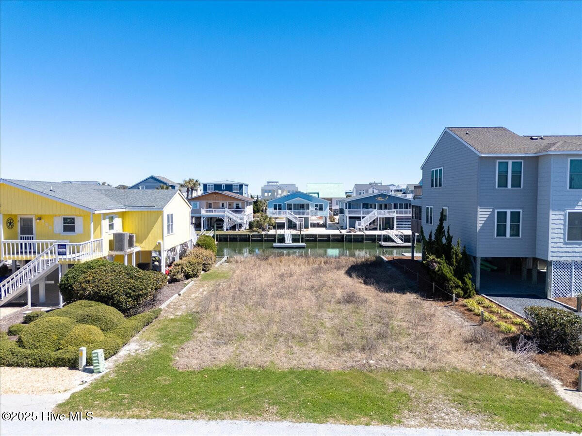 425 Dolphin Street Sunset Beach, NC 28468 - Photo 10 of 16 10) 54302-67ddc94580331
