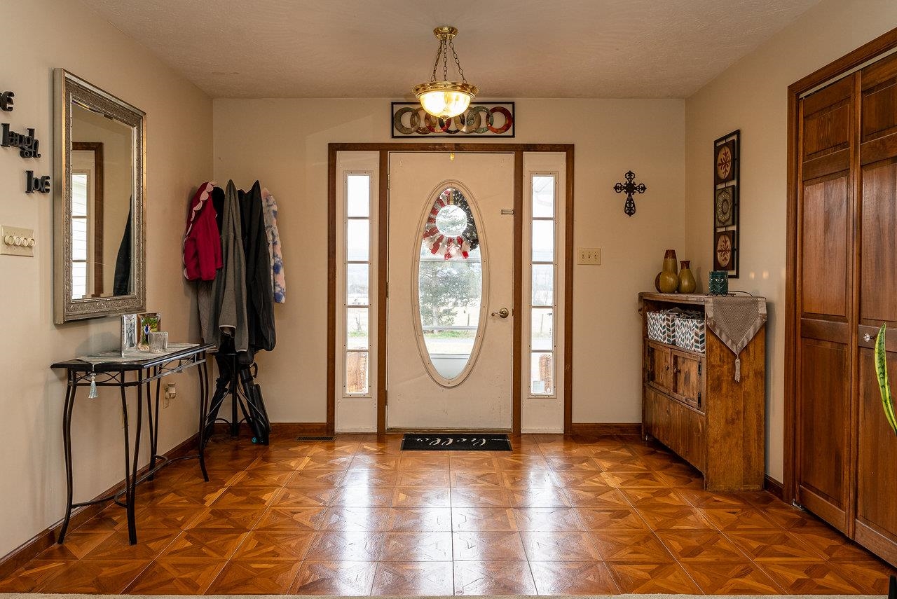 4727 Berrytown Road Elkton, VA 22827 - Photo 5 of 40 Gallery Image 5