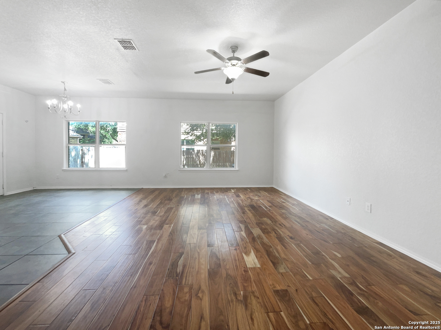 204 Bridle Bend Cibolo, TX 78108 - Photo 3 of 19