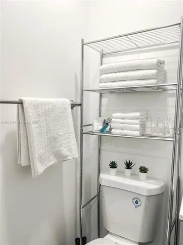 $1,600 | 4139 Northwest 23rd Avenue, Unit 2, Miami, FL 33142