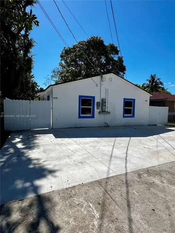 $1,600 | 4139 Northwest 23rd Avenue, Unit 2, Miami, FL 33142