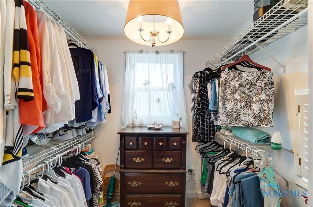 200 Colony Road Rossford, OH 43460 - Photo 23 of 41 Gallery Image 23
