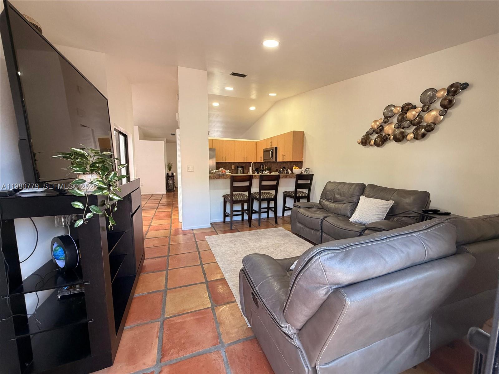 6641 Northwest 174th Terrace Hialeah, FL 33015 - Photo 13 of 47