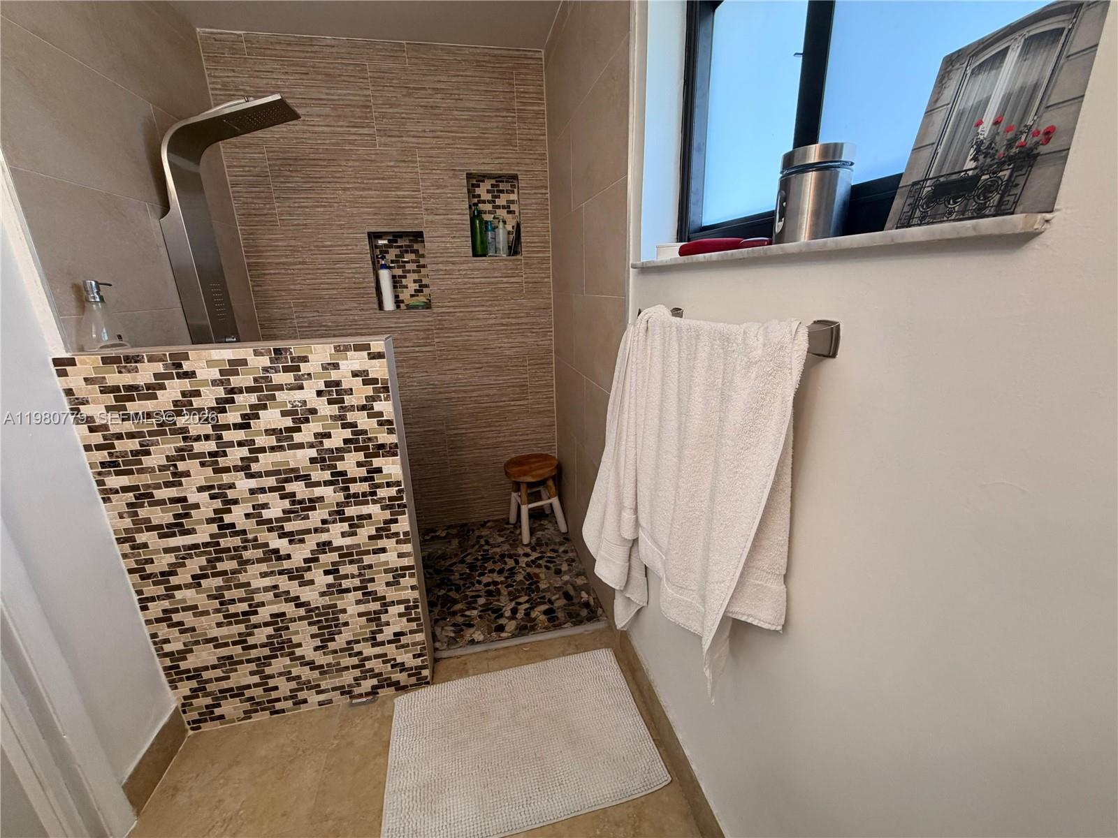 6641 Northwest 174th Terrace Hialeah, FL 33015 - Photo 21 of 47