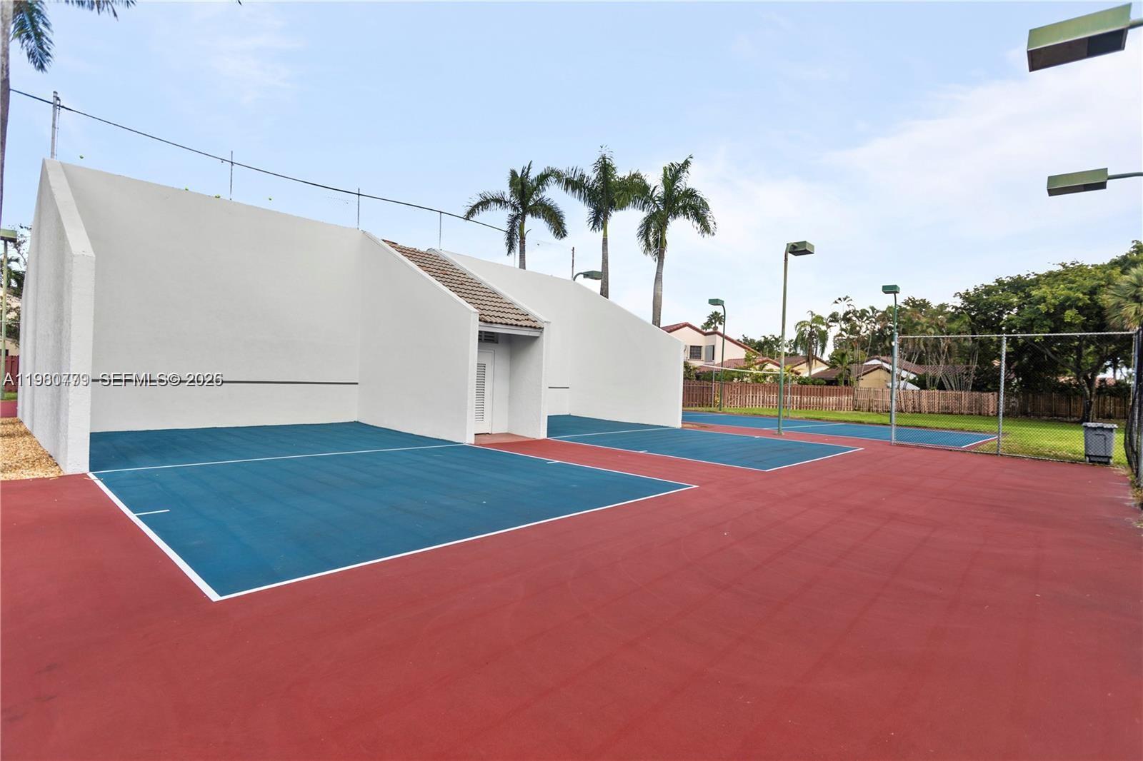 6641 Northwest 174th Terrace Hialeah, FL 33015 - Photo 46 of 47