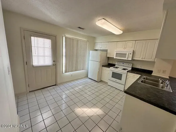 $1,295 | 4910 Bridger Road, Unit 7, Shallotte, NC 28470