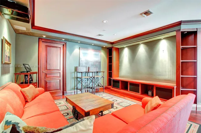 $20,000 | 6051 North Ocean Drive, Unit PH5, Hollywood, FL 33019