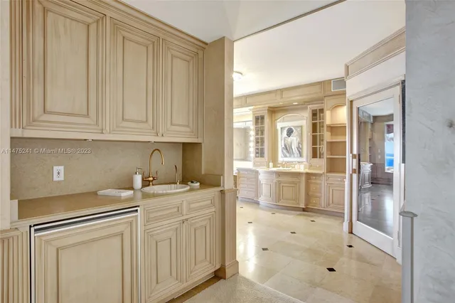 $20,000 | 6051 North Ocean Drive, Unit PH5, Hollywood, FL 33019