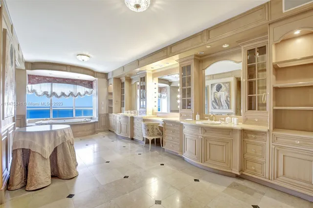 $20,000 | 6051 North Ocean Drive, Unit PH5, Hollywood, FL 33019