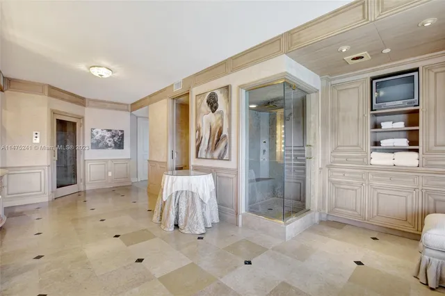 $20,000 | 6051 North Ocean Drive, Unit PH5, Hollywood, FL 33019