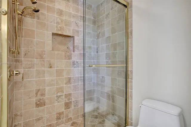 $20,000 | 6051 North Ocean Drive, Unit PH5, Hollywood, FL 33019