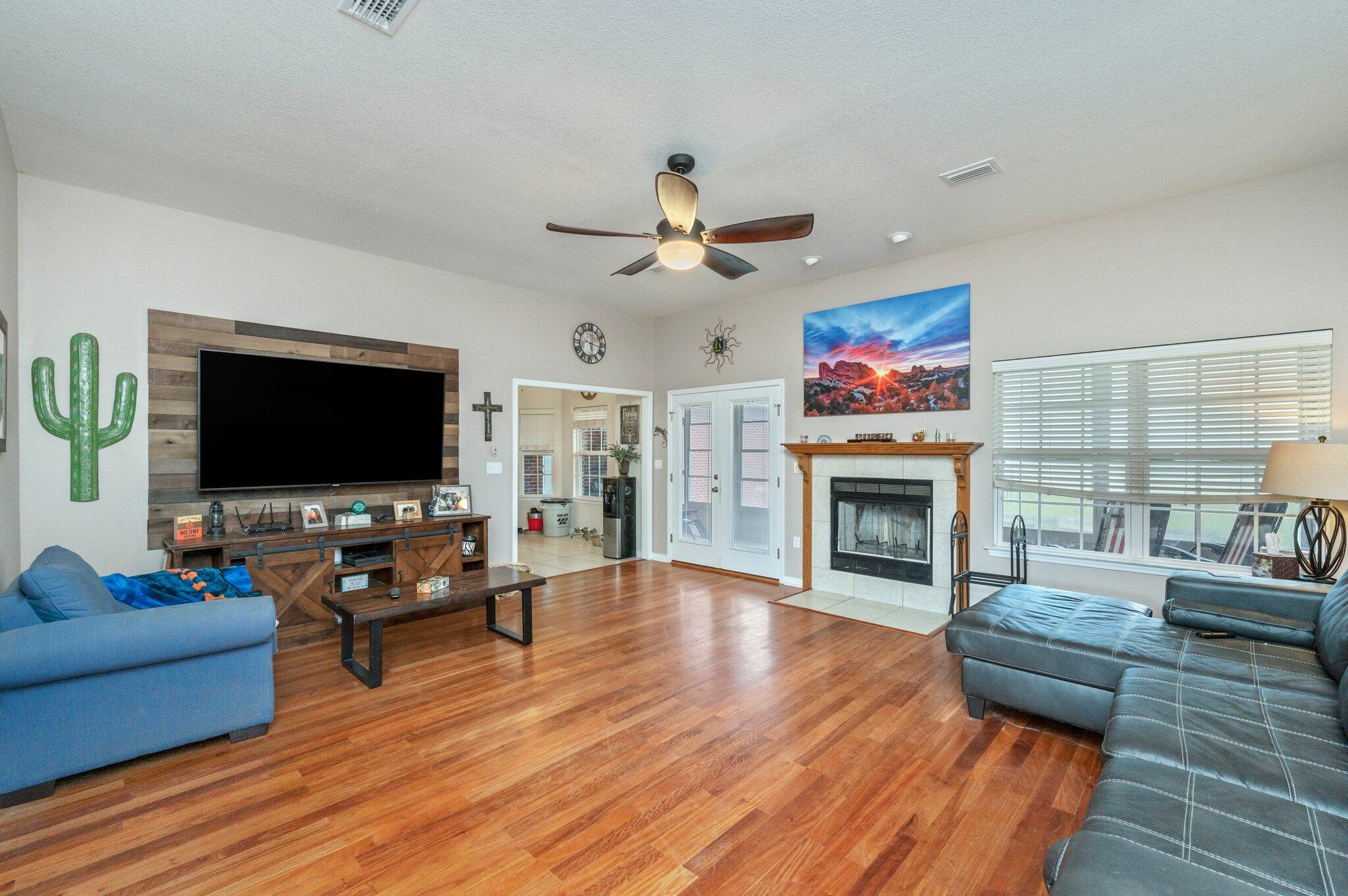 1371 Suzanne Circle Holt, FL 32564 - Photo 19 of 45