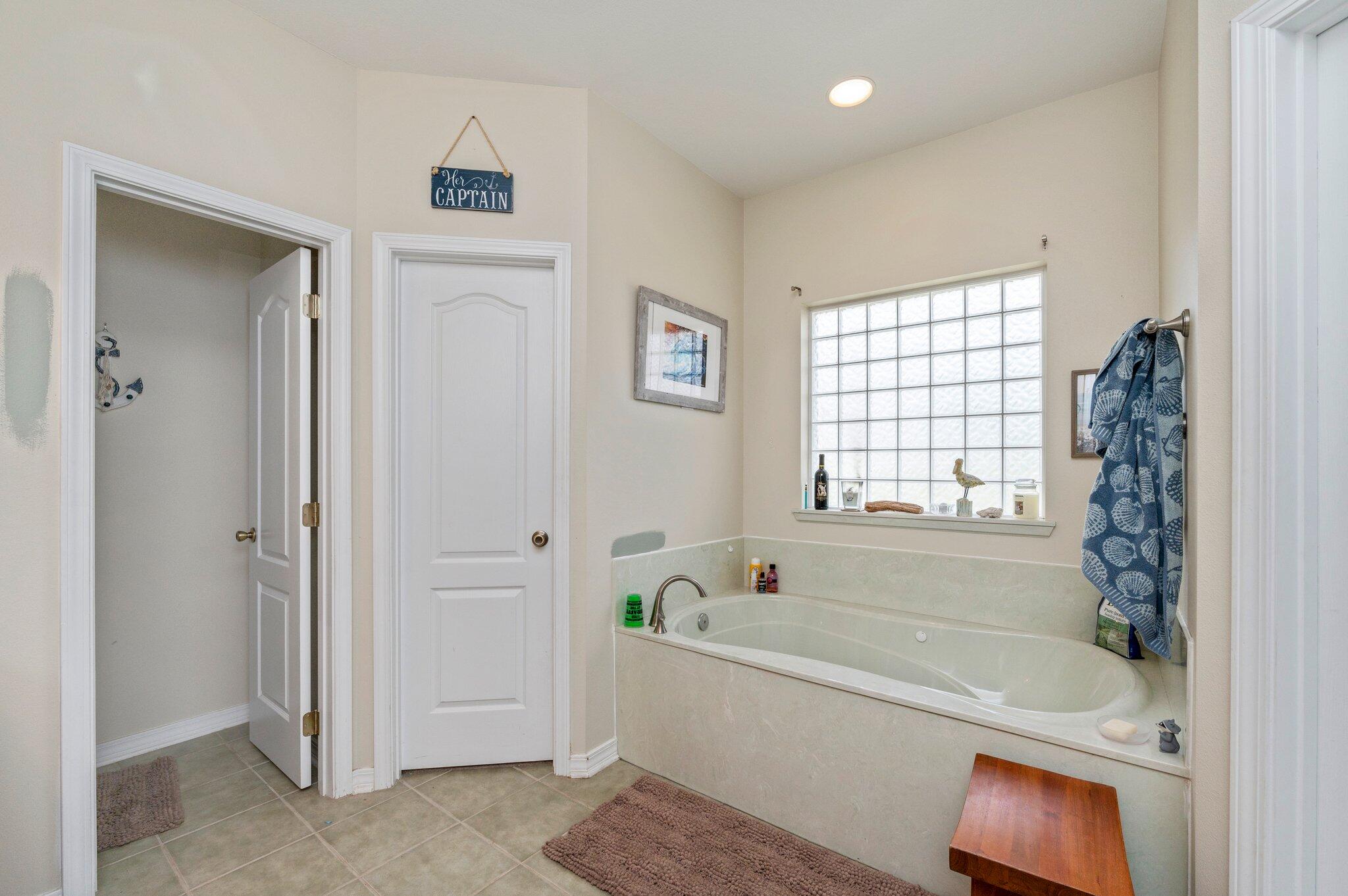 1371 Suzanne Circle Holt, FL 32564 - Photo 31 of 45