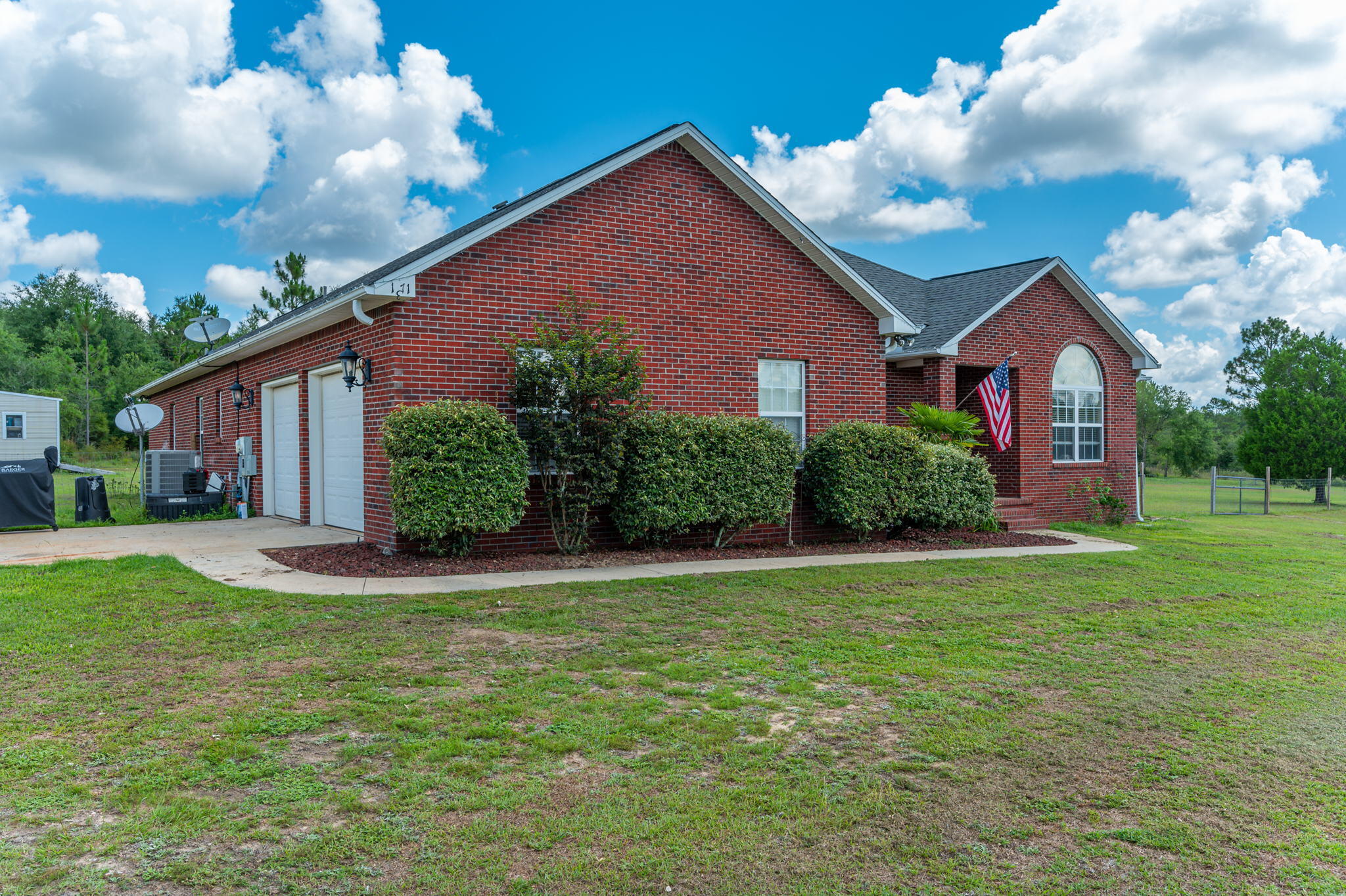 1371 Suzanne Circle Holt, FL 32564 - Photo 5 of 45