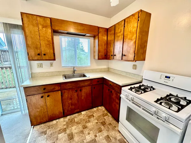 $1,150,000 | 2312 San Antonio Avenue, Alameda, CA 94501