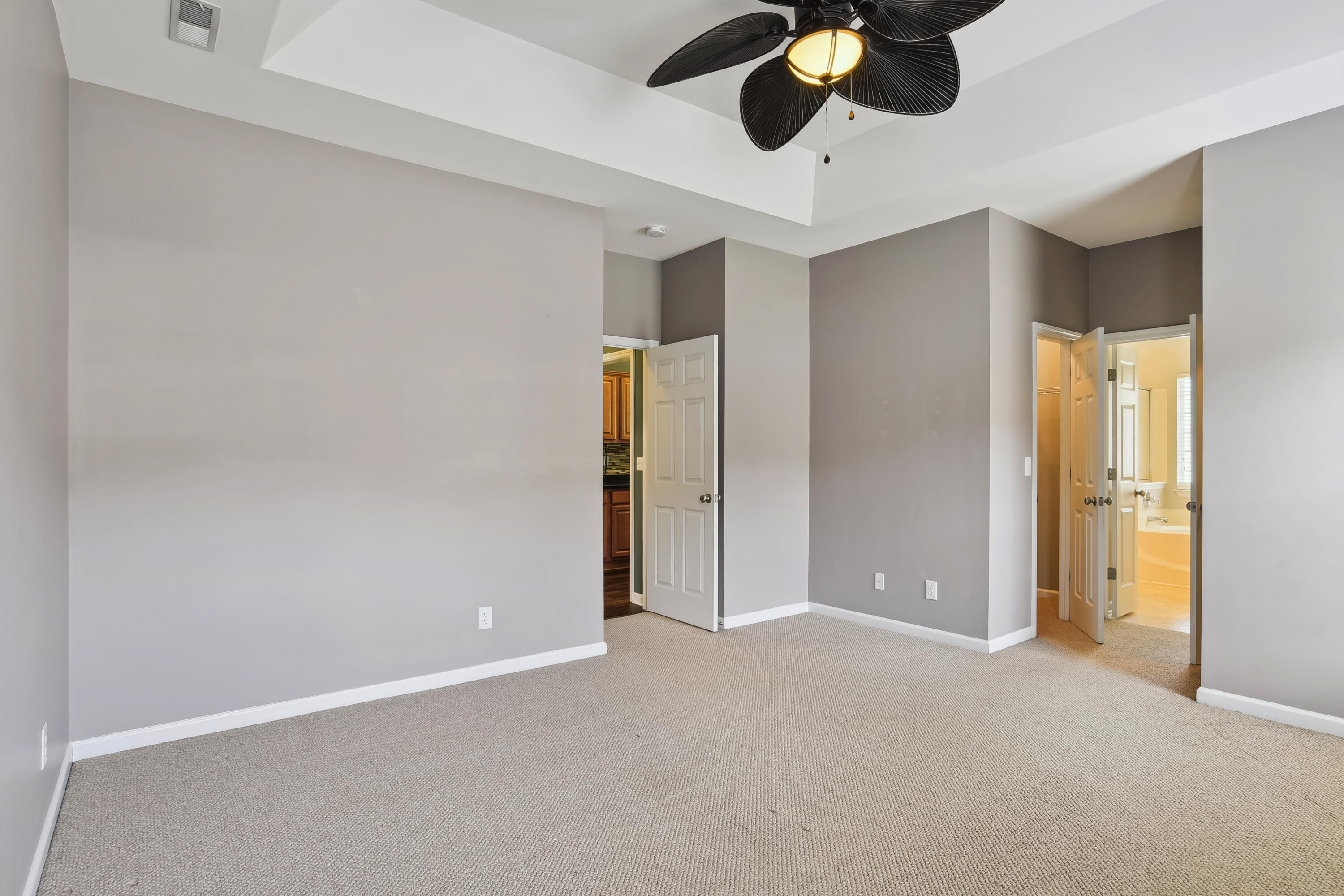 208 Threshing Court Moncks Corner, SC 29461 - Photo 17 of 39 main_level-primary_bedroom-dsc6237