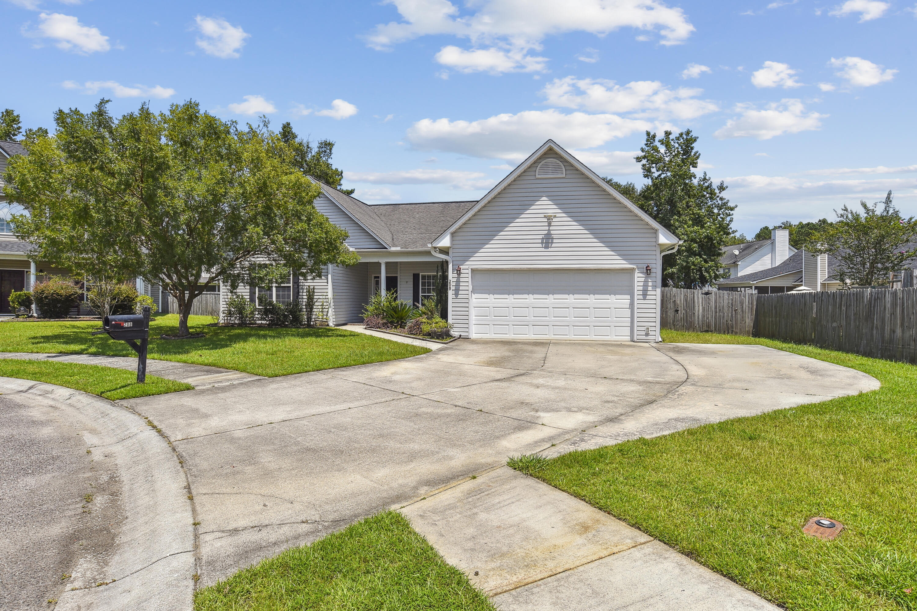 208 Threshing Court Moncks Corner, SC 29461 - Photo 2 of 39 exterior-driveway-dsc6345