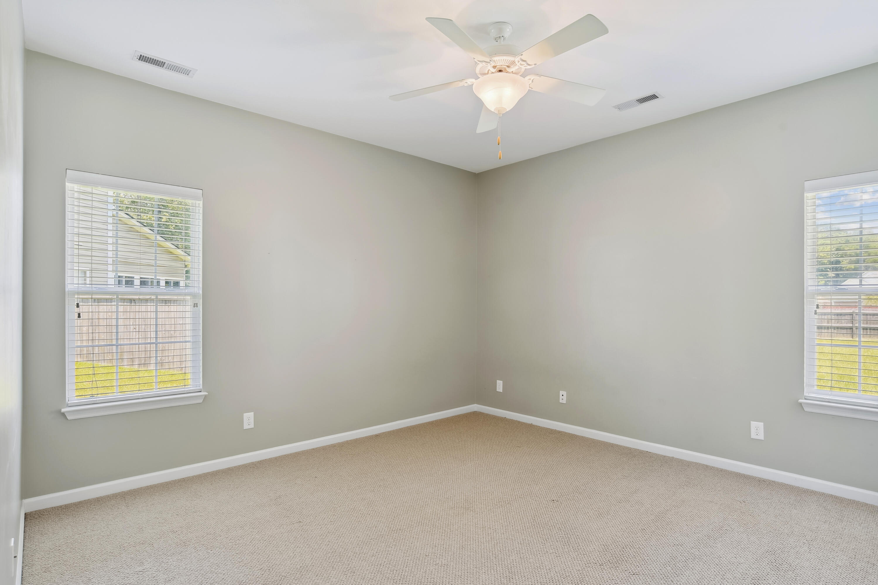 208 Threshing Court Moncks Corner, SC 29461 - Photo 22 of 39 main_level-bedroom_2-dsc6277