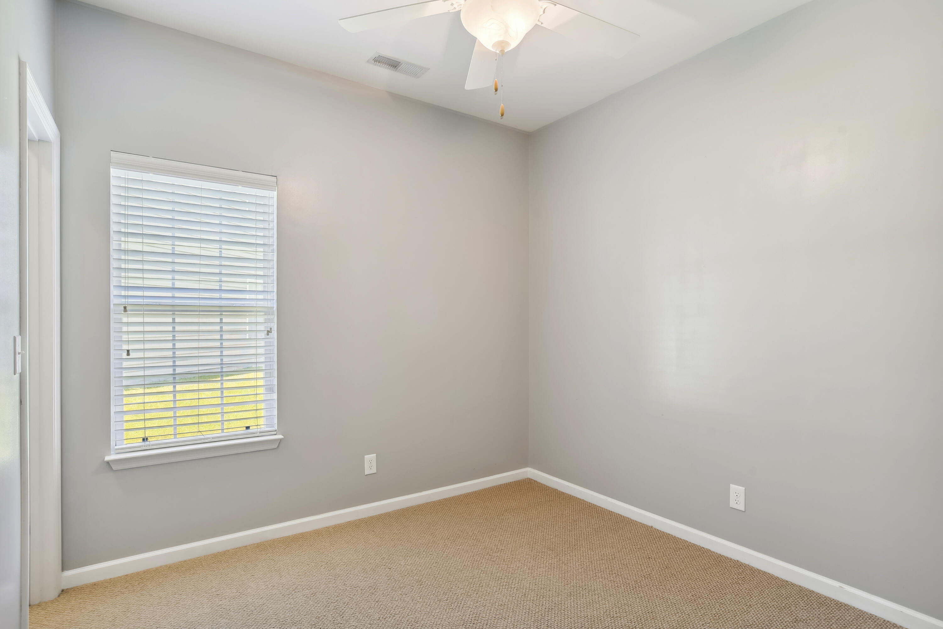208 Threshing Court Moncks Corner, SC 29461 - Photo 24 of 39 main_level-bedroom_3-dsc6302