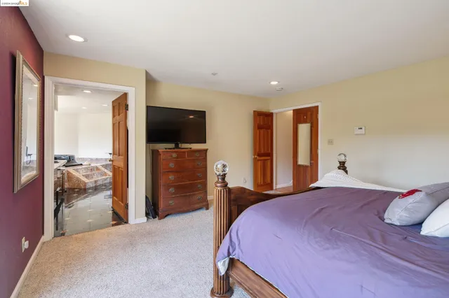 $1,695,000 | 2335 Tunnel Road, Oakland, CA 94618