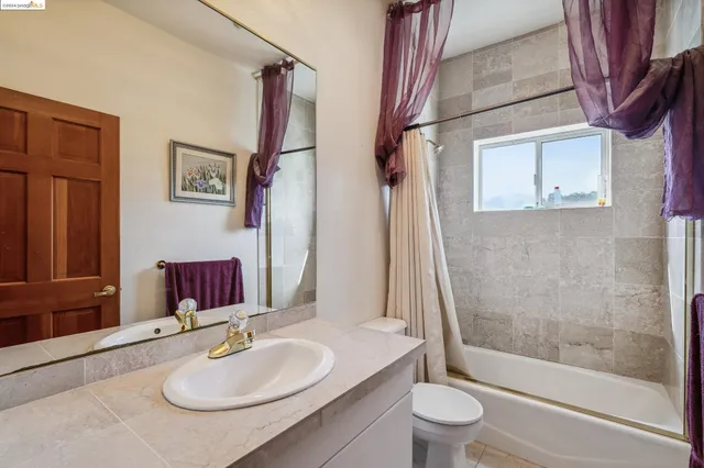 $1,695,000 | 2335 Tunnel Road, Oakland, CA 94618