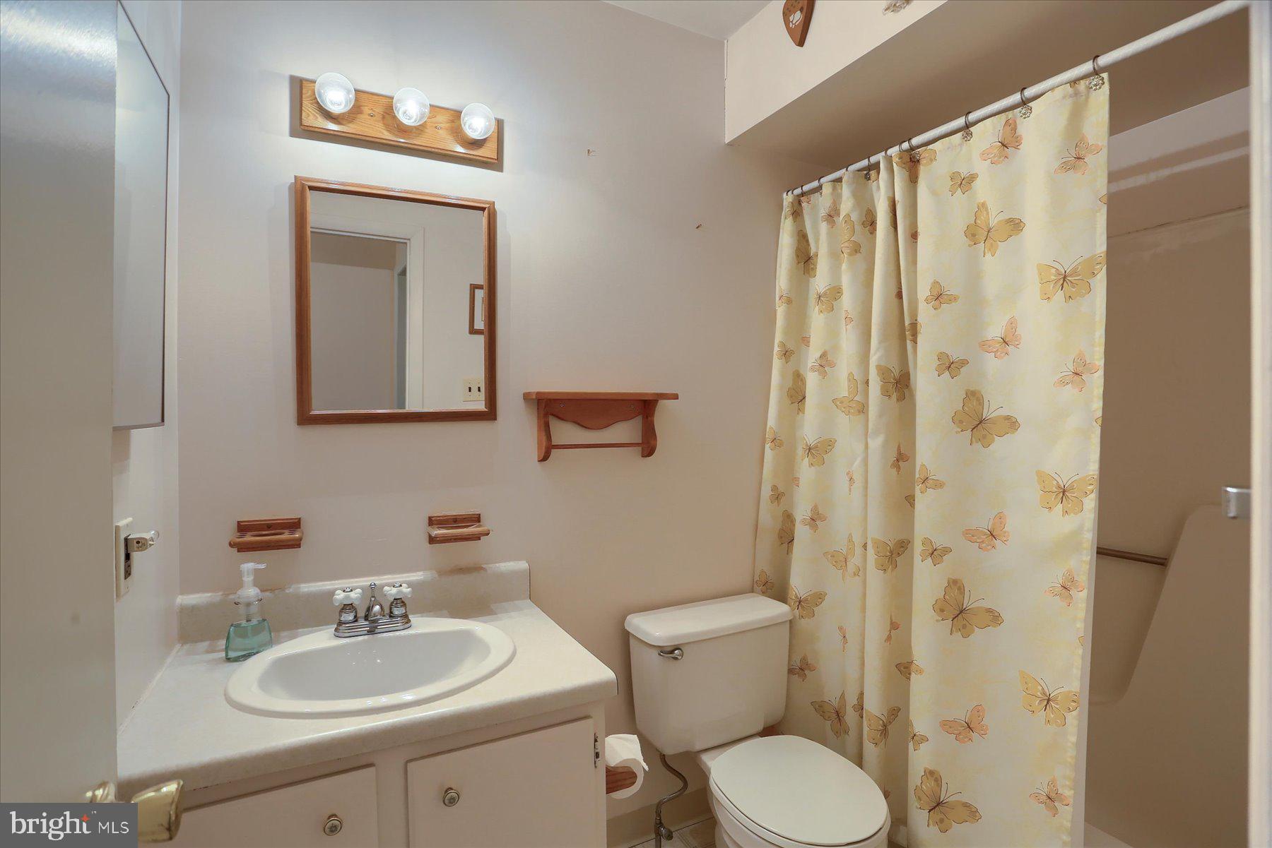 124 Lopax Road Harrisburg, PA 17112 - Photo 14 of 34 Gallery Image 14