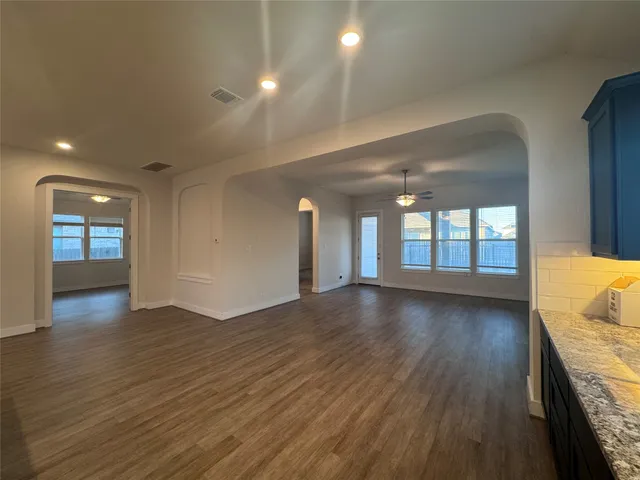 $2,400 | 3804 Sandhill Crane Drive, Pflugerville, TX 78660