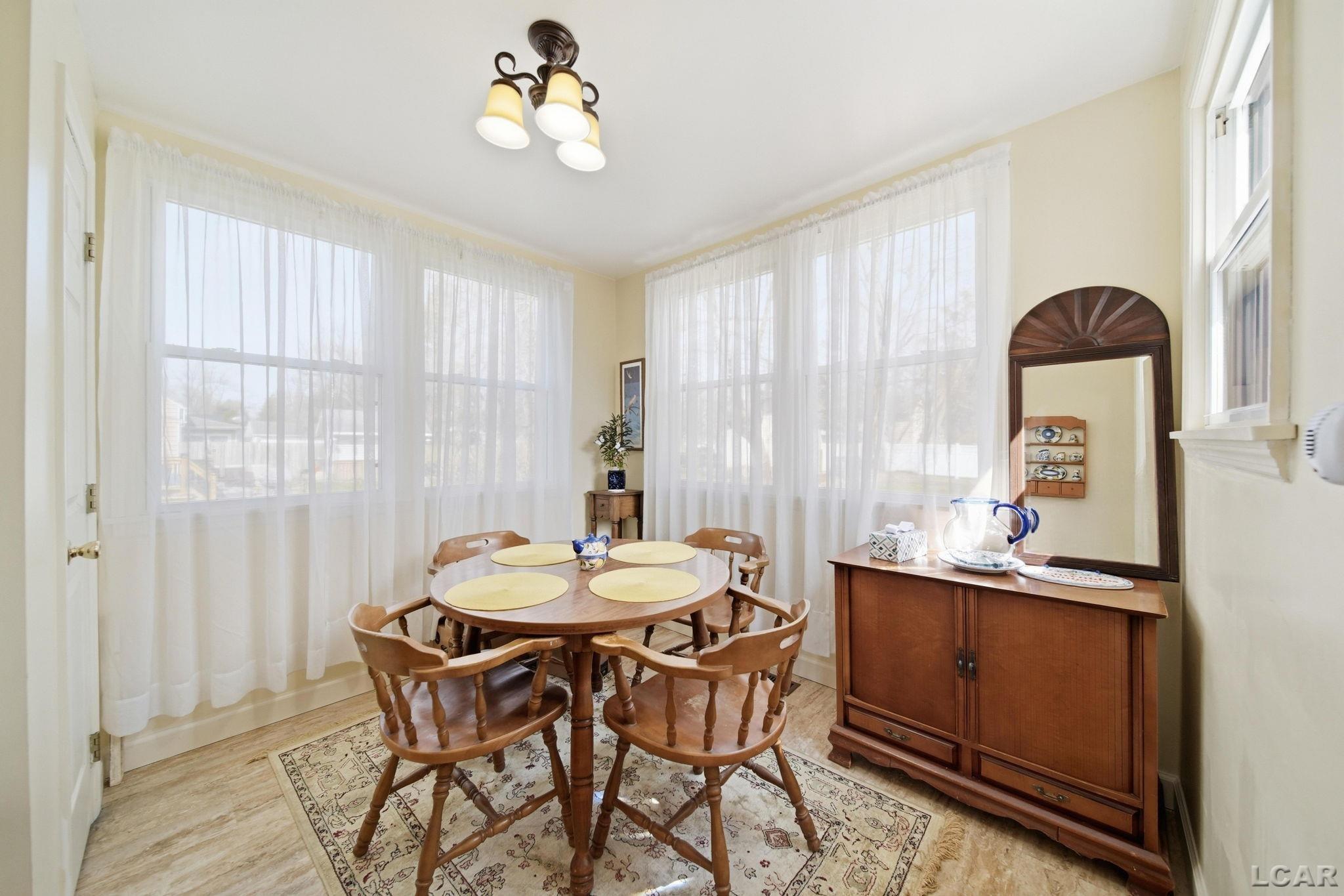 437 Oden Way Adrian, MI 49221 - Photo 11 of 30 Gallery Image 11