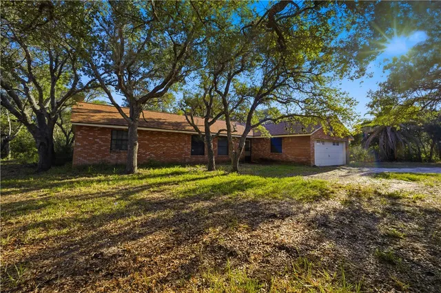 $299,000 | 704 Holly Road, Rockport, TX 78382