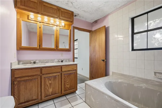 $299,000 | 704 Holly Road, Rockport, TX 78382