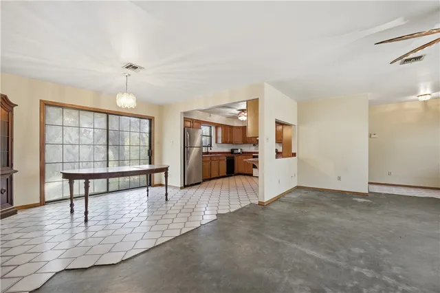 $299,000 | 704 Holly Road, Rockport, TX 78382